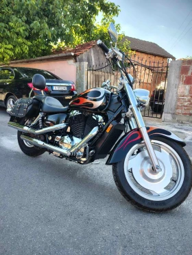 Honda Shadow, снимка 1