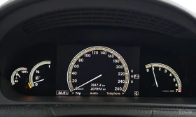 Mercedes-Benz CL 500 * AMG* ПОДГРЕВ* ОБДУХВАНЕ* ШИБИДАХ* КАМЕРА* NAVI* , снимка 8