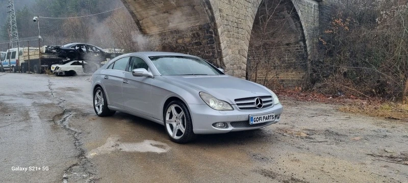 Mercedes-Benz CLS 320 Cdi, снимка 2 - Автомобили и джипове - 47699921