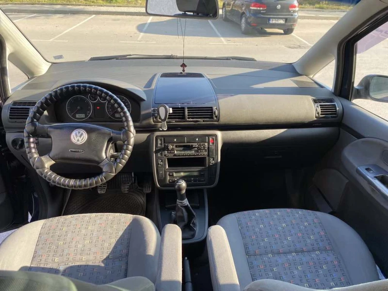 VW Sharan, снимка 9 - Автомобили и джипове - 48651153