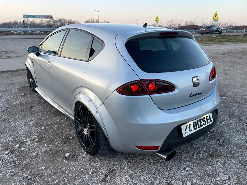 Seat Leon FR-2.0TDI-200k.s-NAVI-ITALIA, снимка 11 - Автомобили и джипове - 48740625