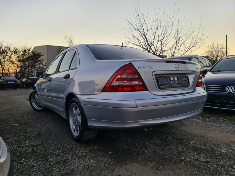 Mercedes-Benz C 200 FACCE LIFT/АВТОМАТ, снимка 5 - Автомобили и джипове - 48745045