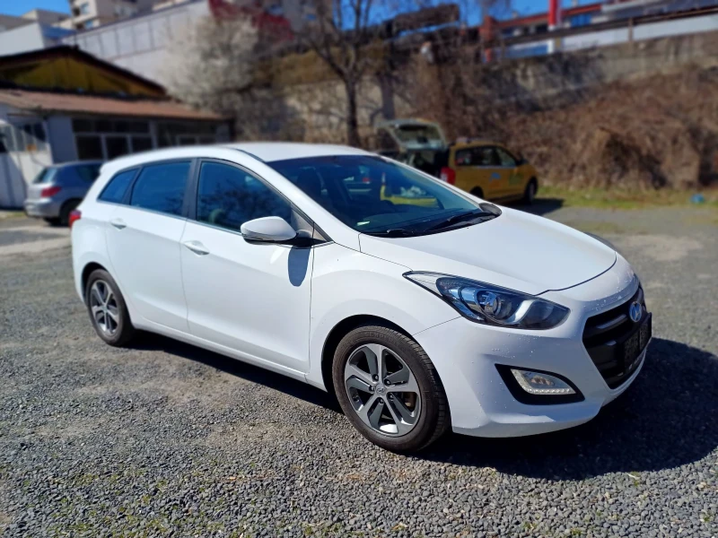 Hyundai I30 1.6 CRDI, снимка 7 - Автомобили и джипове - 49572188