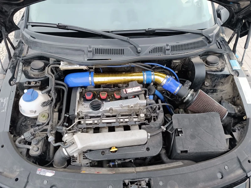 Audi Tt 1.8т, снимка 12 - Автомобили и джипове - 52500153