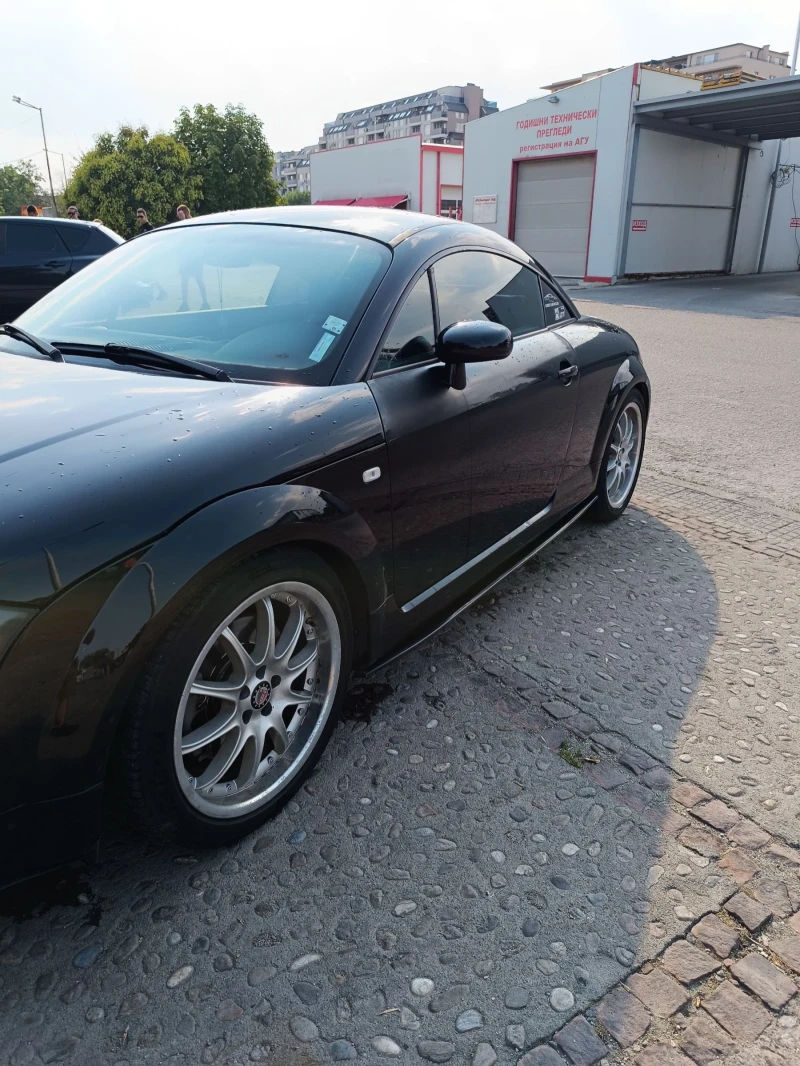 Audi Tt 1.8т, снимка 4 - Автомобили и джипове - 52500153