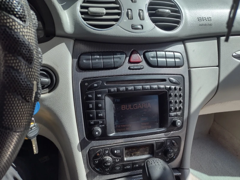 Mercedes-Benz CLK 200 компресор, снимка 9 - Автомобили и джипове - 52169855