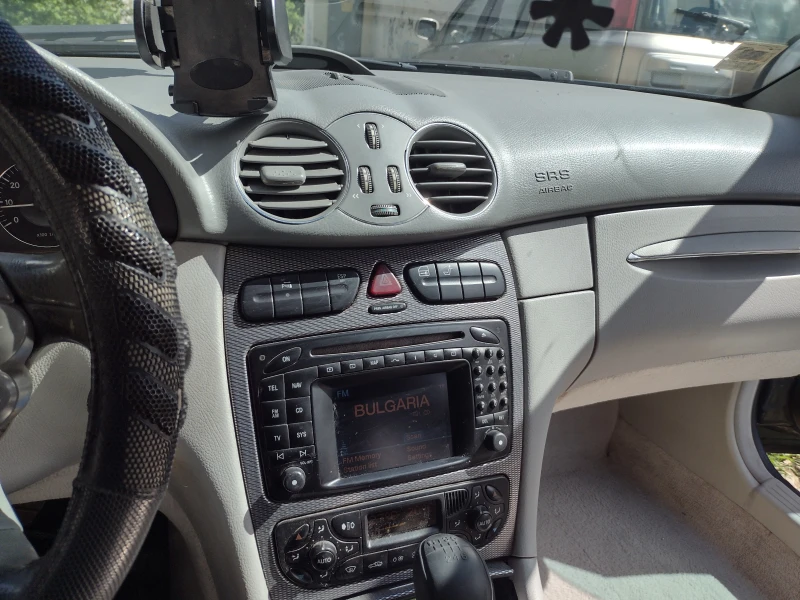 Mercedes-Benz CLK 200 компресор, снимка 11 - Автомобили и джипове - 52169855