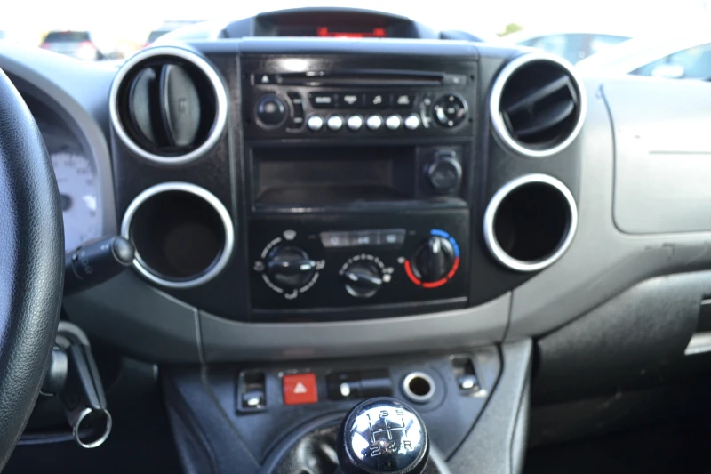 Peugeot Partner 1.6HDI-171000K.M, снимка 10 - Автомобили и джипове - 52063309