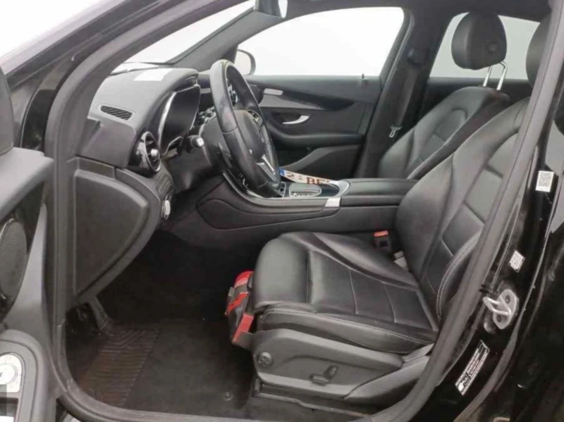Mercedes-Benz GLC 200 d Coupe 4 MATIC.KAMERA.LED.NAVI, снимка 9 - Автомобили и джипове - 52820658