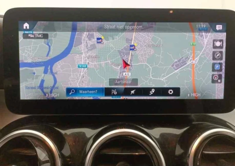 Mercedes-Benz GLC 200 d Coupe 4 MATIC.KAMERA.LED.NAVI, снимка 13 - Автомобили и джипове - 52820658