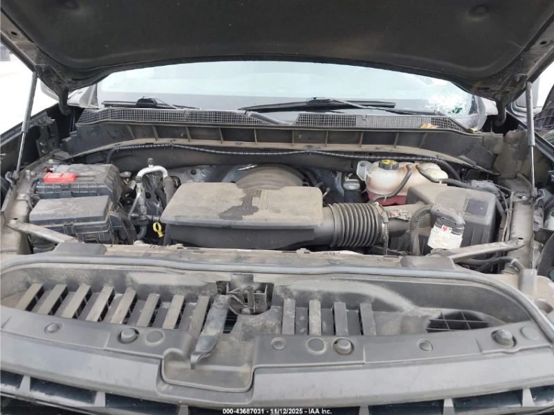 Chevrolet Silverado 1500 4WD SHORT BED LT TRAIL BOSS, снимка 11 - Автомобили и джипове - 52961651