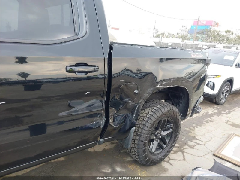 Chevrolet Silverado 1500 4WD SHORT BED LT TRAIL BOSS, снимка 8 - Автомобили и джипове - 52961651