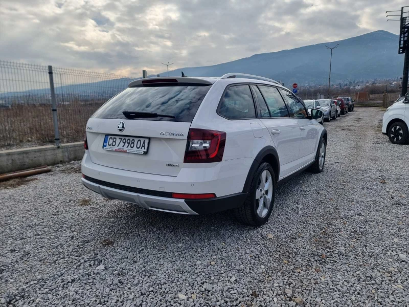 Skoda Octavia 2.0TDI SCOUT 4X4 АВТОМАТИК 184к.с., снимка 3 - Автомобили и джипове - 53121848