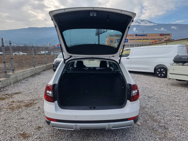 Skoda Octavia 2.0TDI SCOUT 4X4 АВТОМАТИК 184к.с., снимка 7 - Автомобили и джипове - 53121848