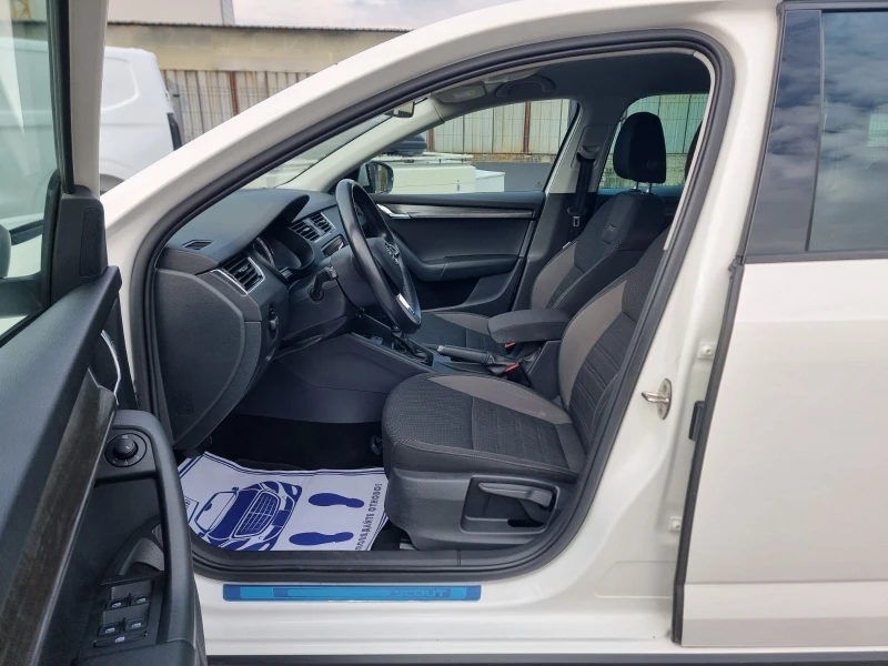 Skoda Octavia 2.0TDI SCOUT 4X4 АВТОМАТИК 184к.с., снимка 5 - Автомобили и джипове - 53121848