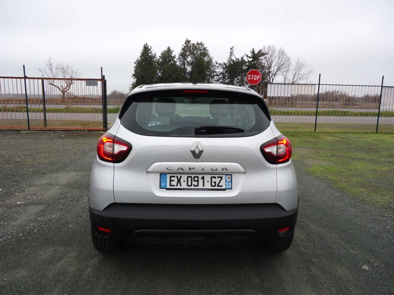 Renault Captur 1.5 DCI 110 к.с., снимка 6 - Автомобили и джипове - 53125243