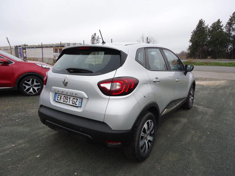 Renault Captur 1.5 DCI 110 к.с., снимка 2 - Автомобили и джипове - 53125243