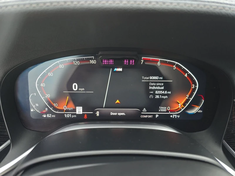 BMW 750 i xDrive M SPORT LINE, снимка 12 - Автомобили и джипове - 53339333