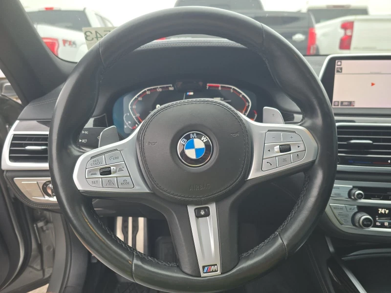BMW 750 i xDrive M SPORT LINE, снимка 10 - Автомобили и джипове - 53339333