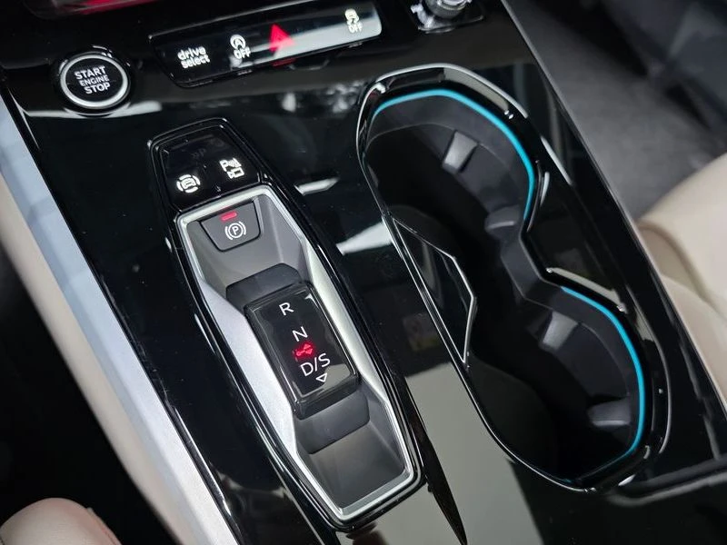Audi A5 40 TFSI Quattro Advanced| 190�.�. | Mobile.bg � ����������� 9