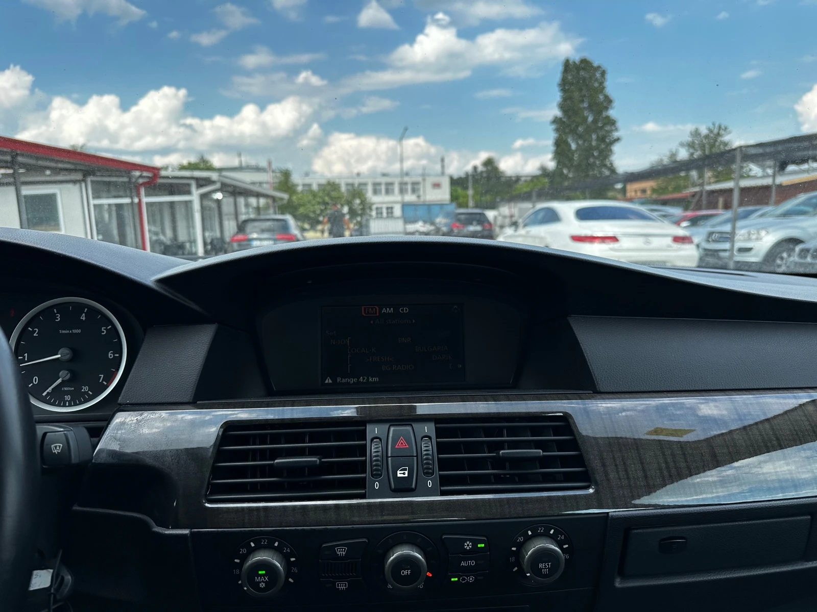 BMW 520 i 170.    | Mobile.bg   12