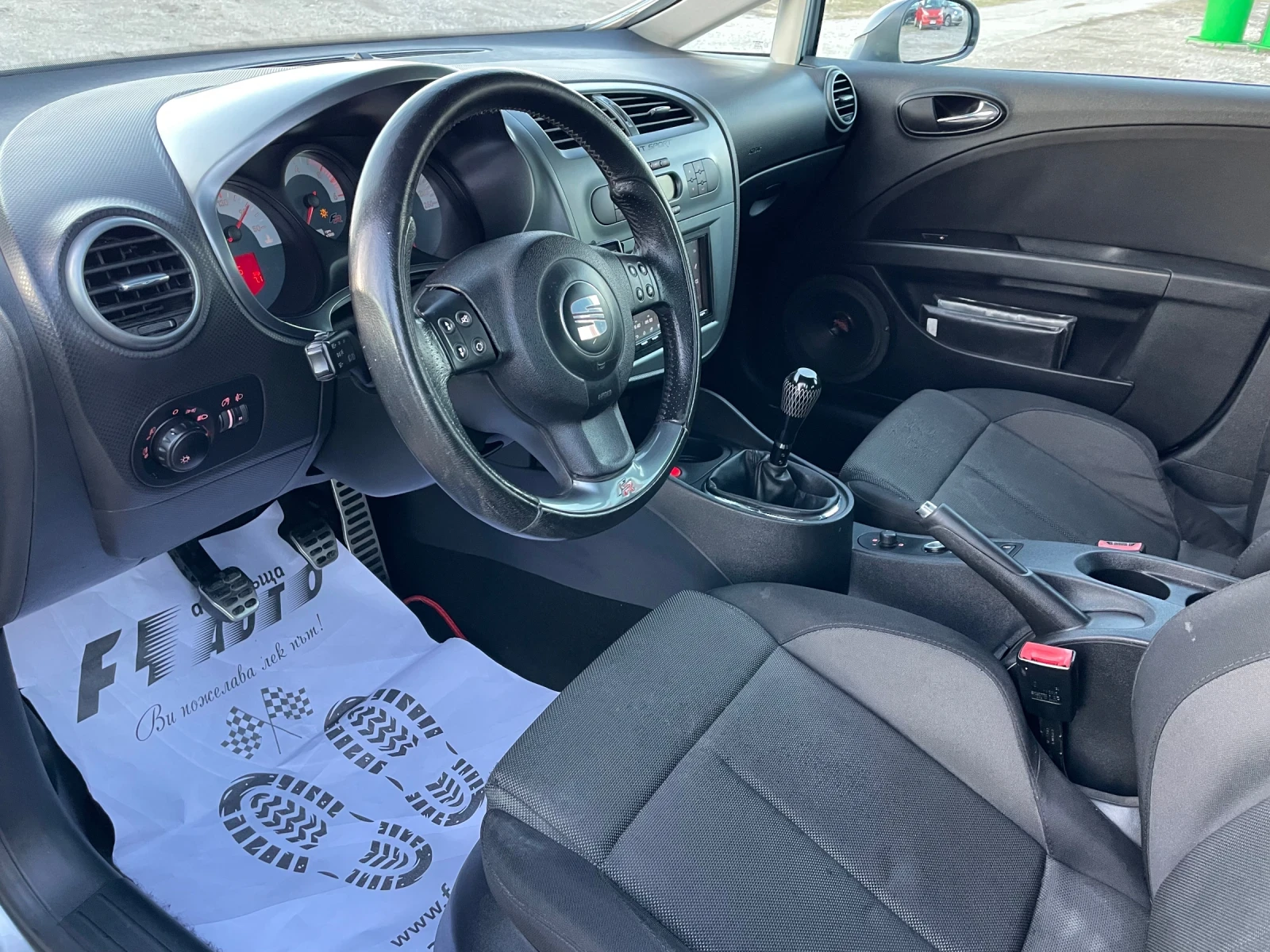 Seat Leon FR-2.0TDI-200k.s-NAVI-ITALIA | Mobile.bg — изображение 12