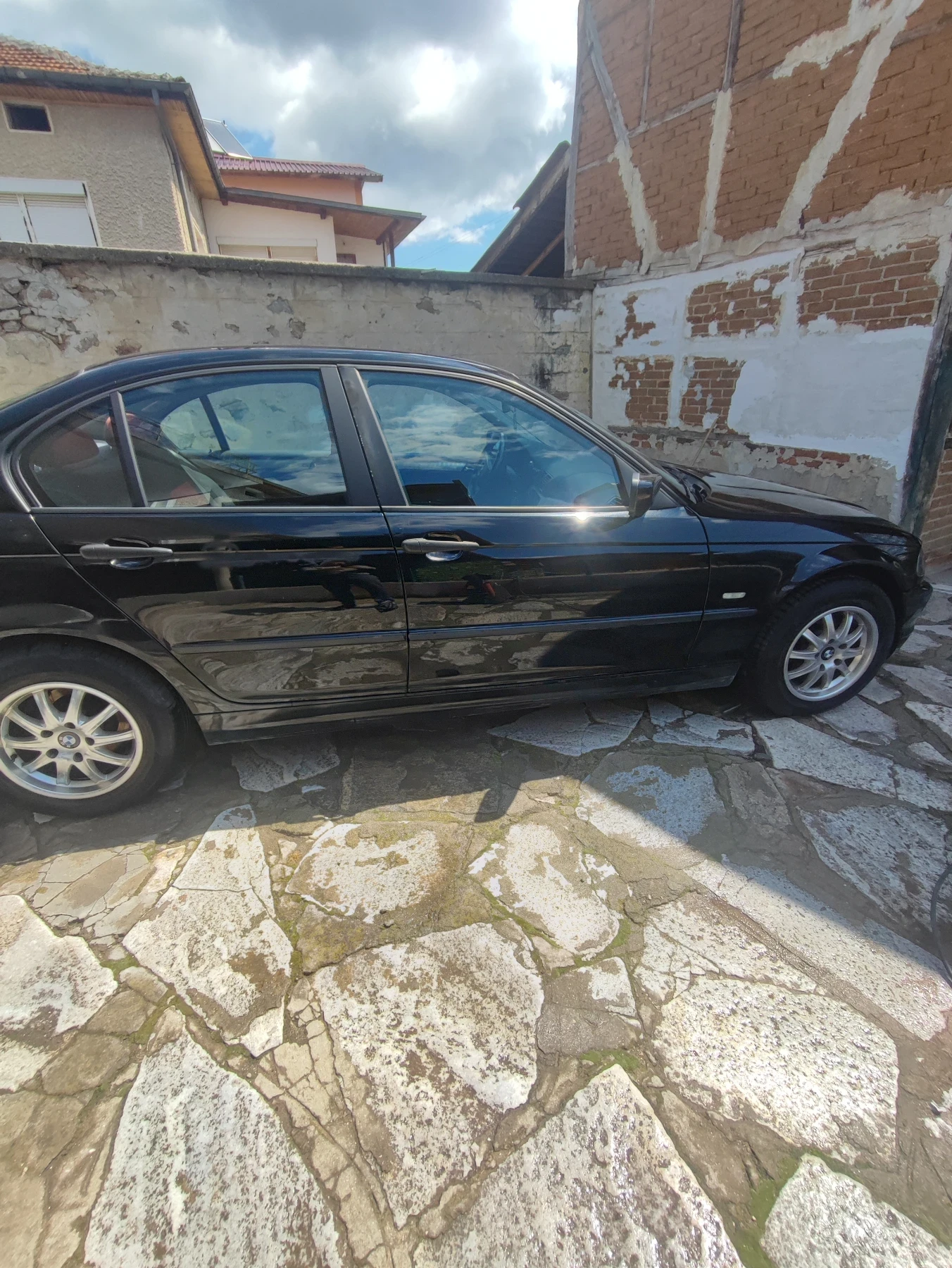 BMW 318  - изображение 2