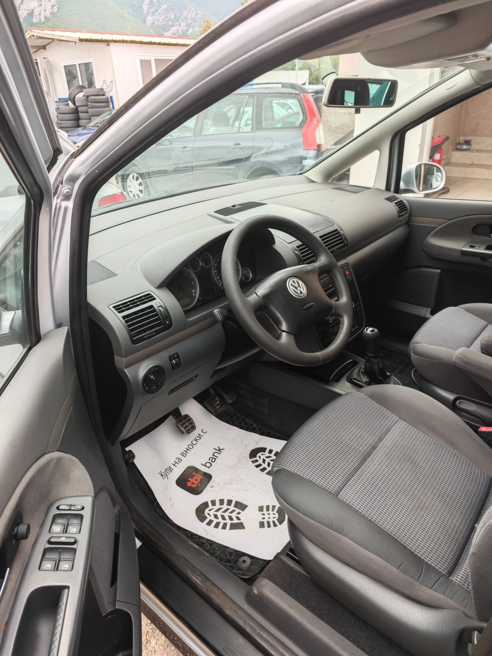 VW Sharan 2.0TDI  7 МЕСТEН - изображение 5