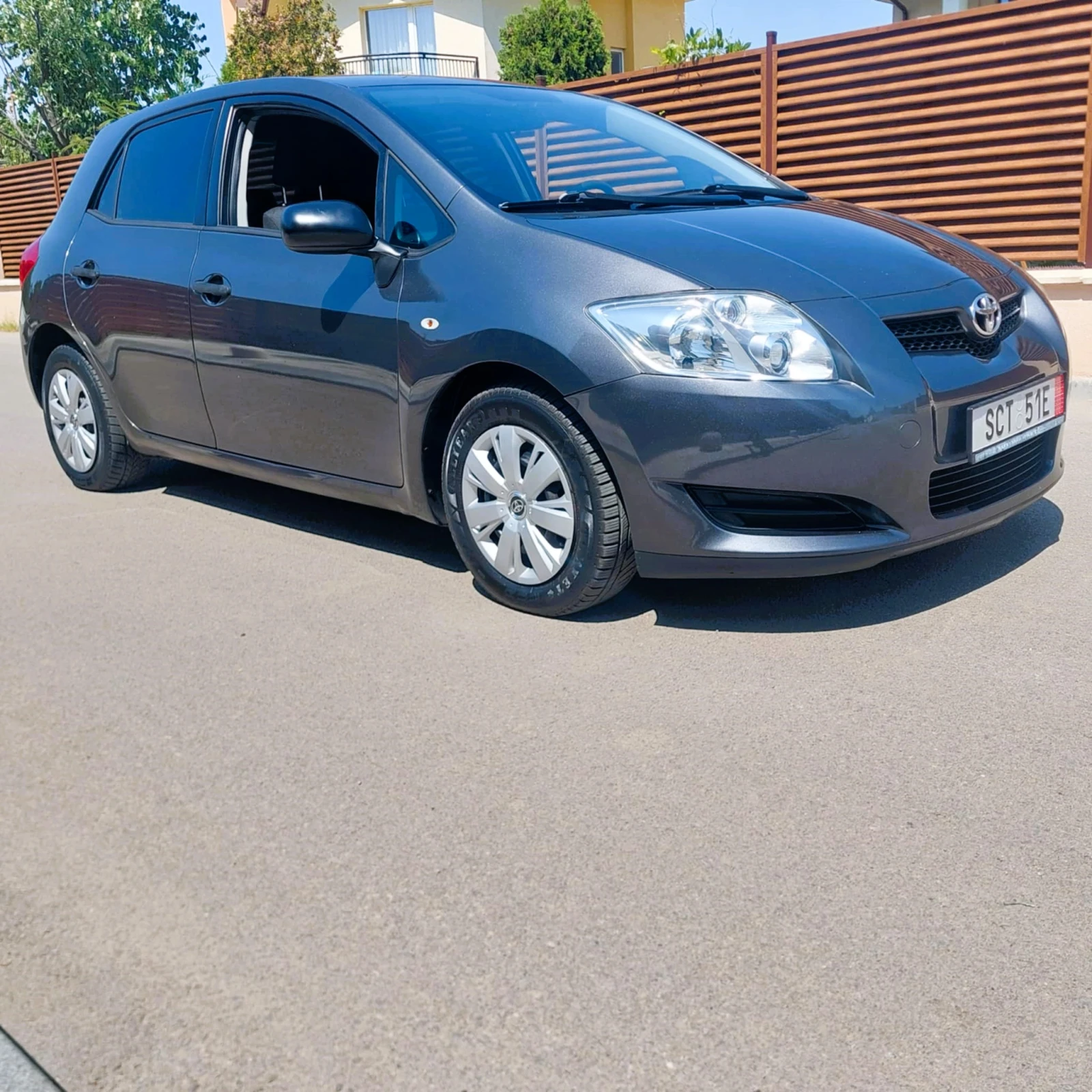 Toyota Auris 1.4.VVT-i Benzin - изображение 8