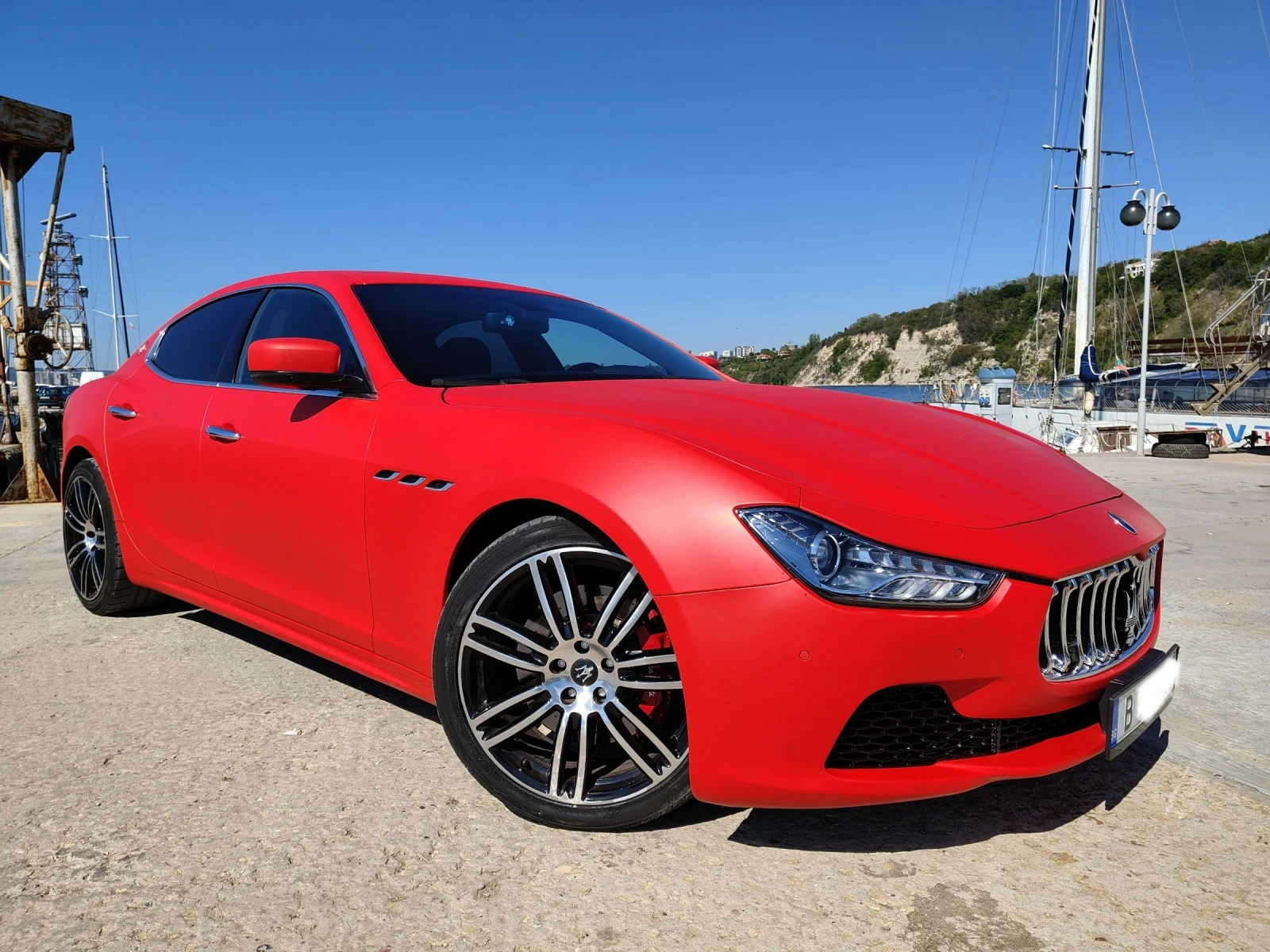 Maserati Ghibli 500кс* 4х4* ОБСЛУЖЕН  - изображение 2