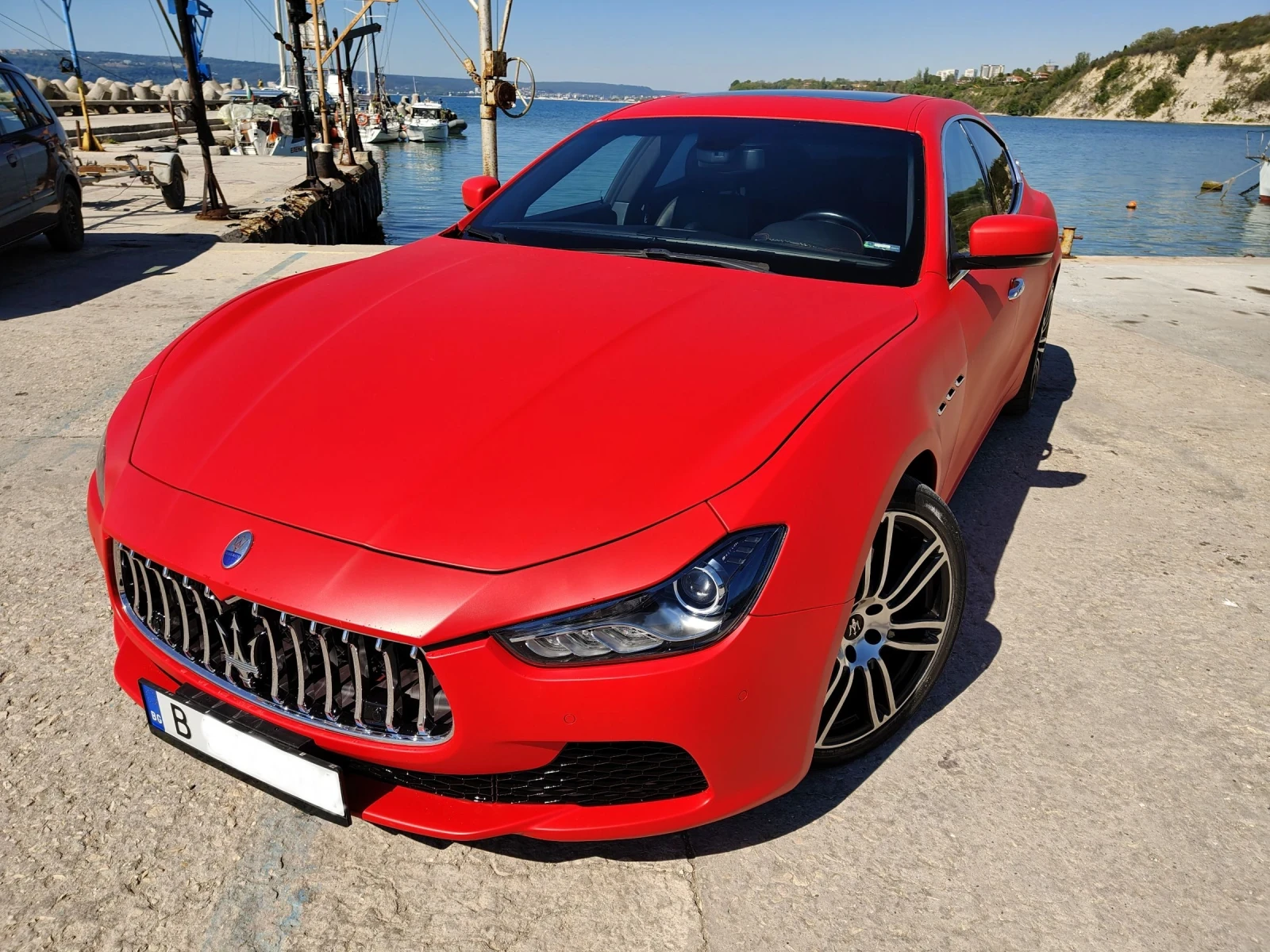 Maserati Ghibli 500кс* 4х4* ОБСЛУЖЕН  - изображение 9