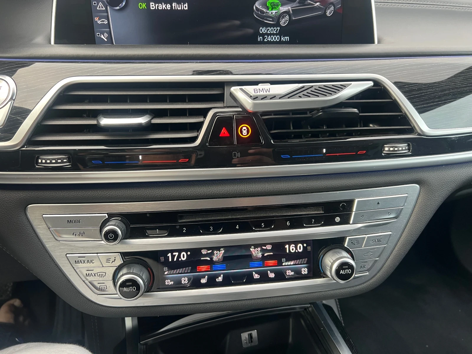 BMW 750 Xdrive/MSport/LaserLight/CarboneCore// | Mobile.bg   12