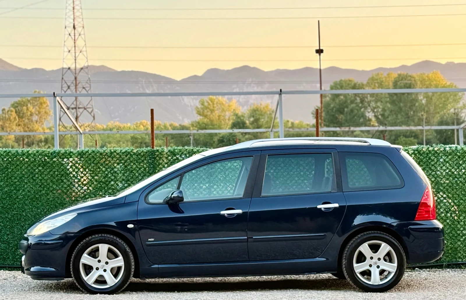 Peugeot 307 2.0HDi AVTOMAT/PANORAMA, снимка 4 - Автомобили и джипове - 51911857
