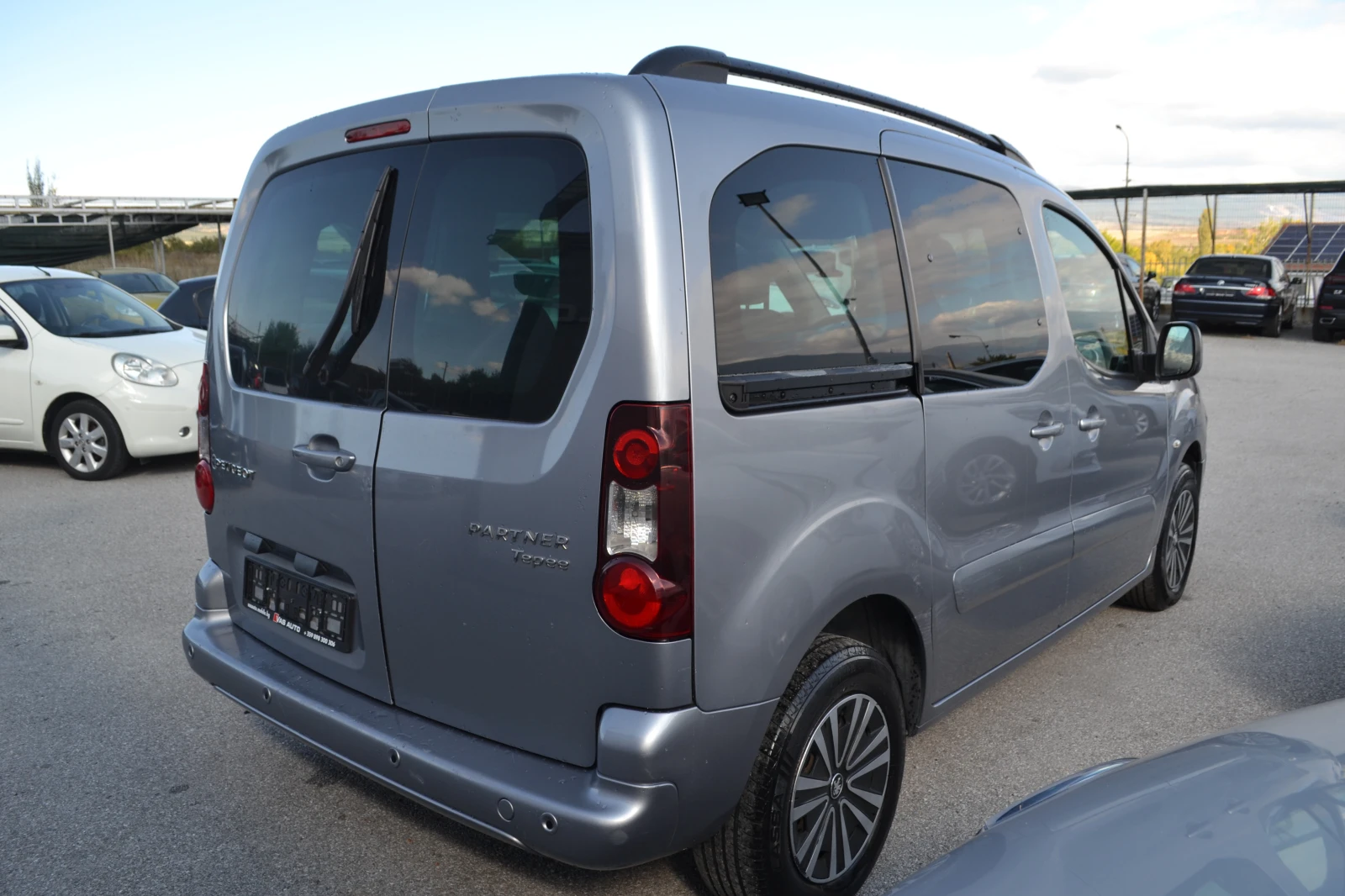 Peugeot Partner 1.6HDI-171000K.M - изображение 4