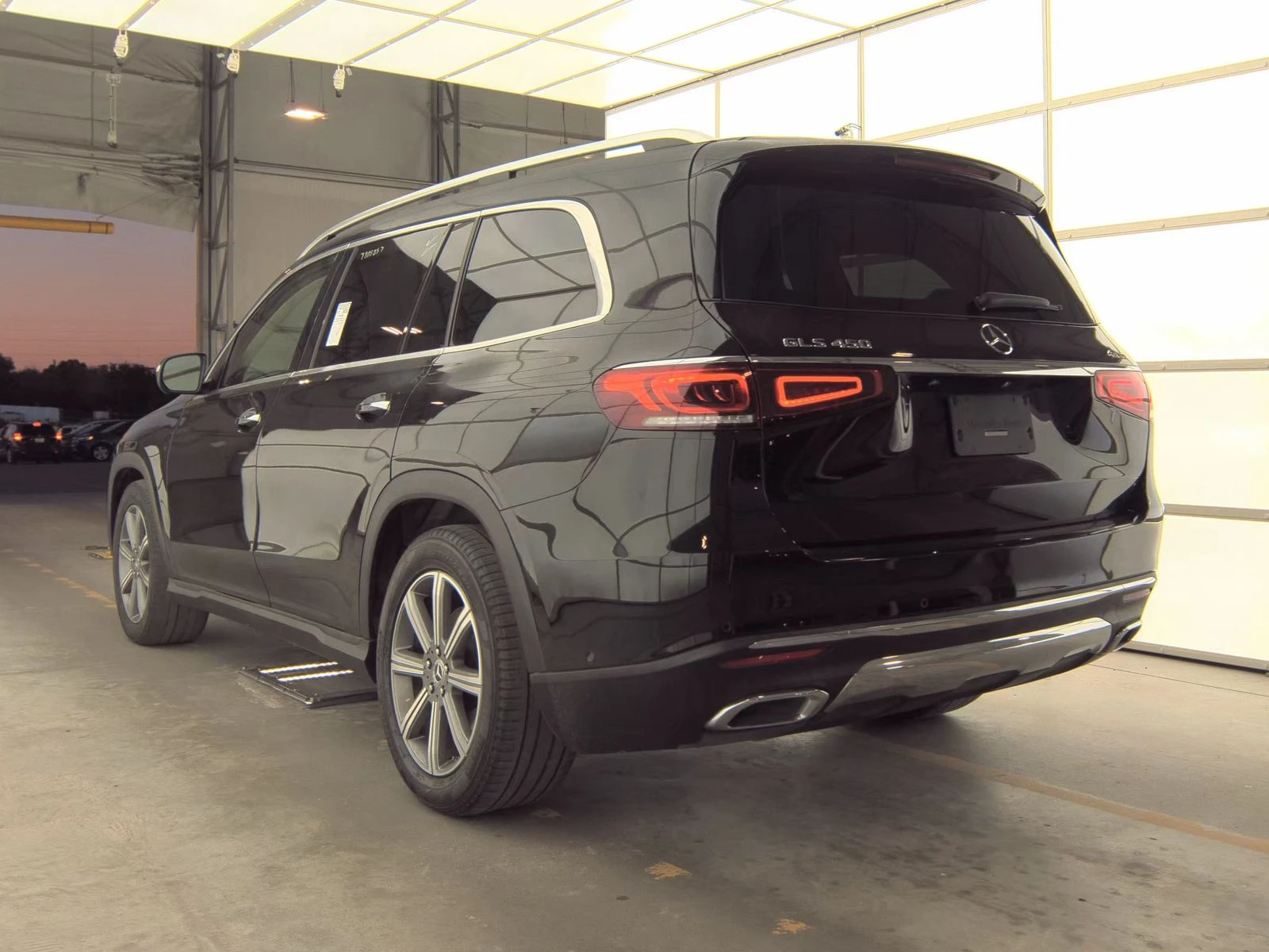 Mercedes-Benz GLS 450 Distronic, 7местна, Burmester, обдух, подгреви, ва - изображение 6