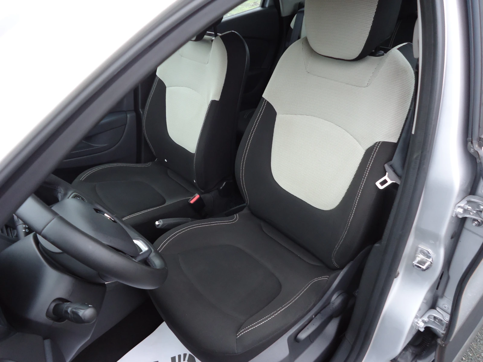 Renault Captur 1.5 DCI 110 �.�. | Mobile.bg � ����������� 14