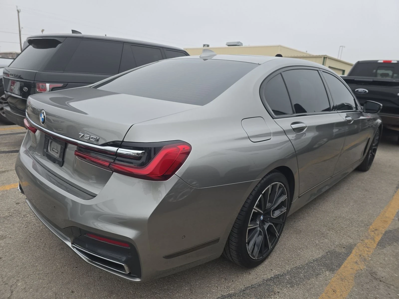 BMW 750 i xDrive M SPORT LINE - изображение 4