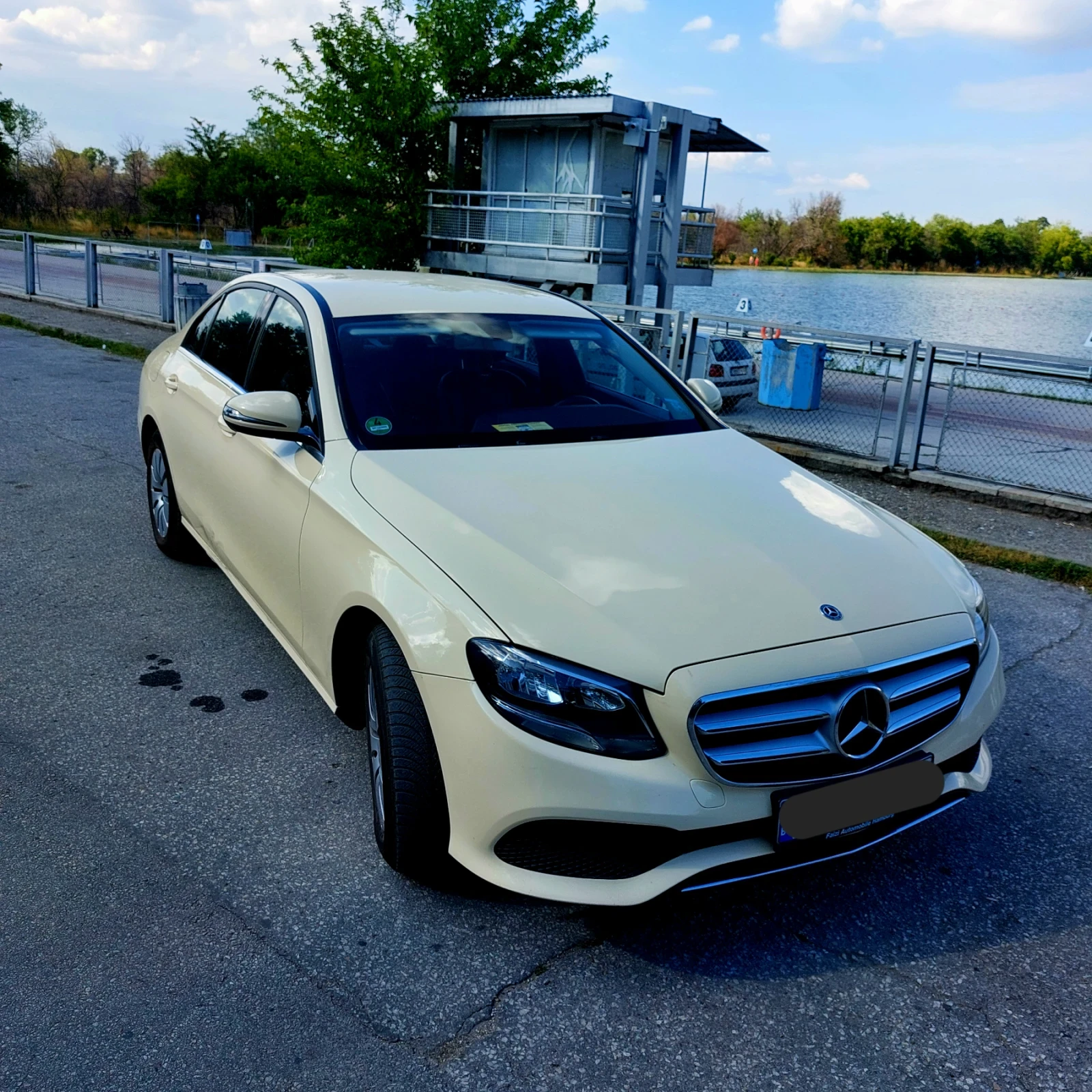 Mercedes-Benz E 200 | Mobile.bg � ����������� 3