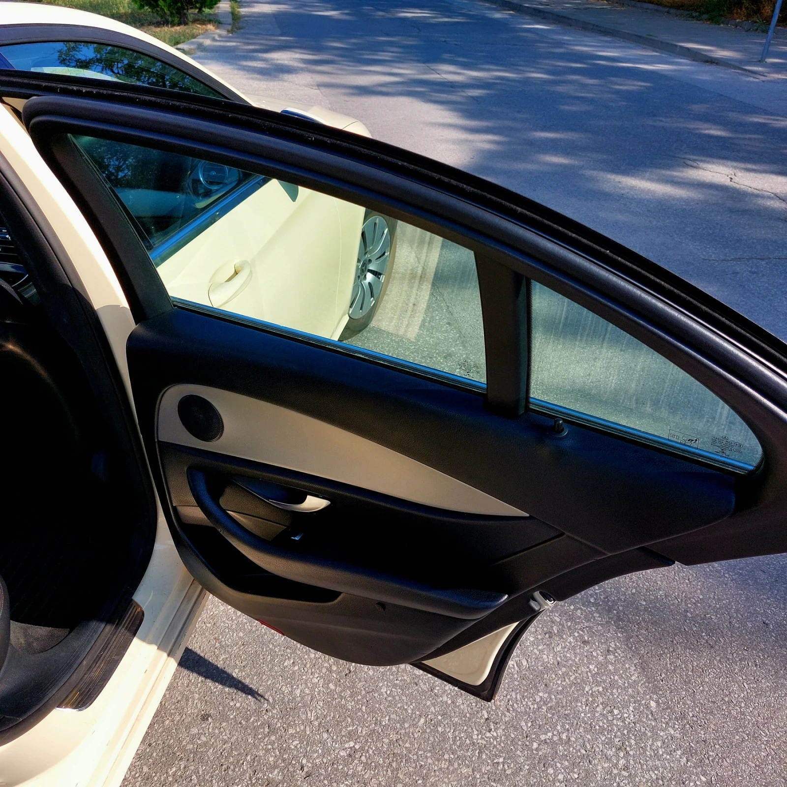 Mercedes-Benz E 200 | Mobile.bg � ����������� 16