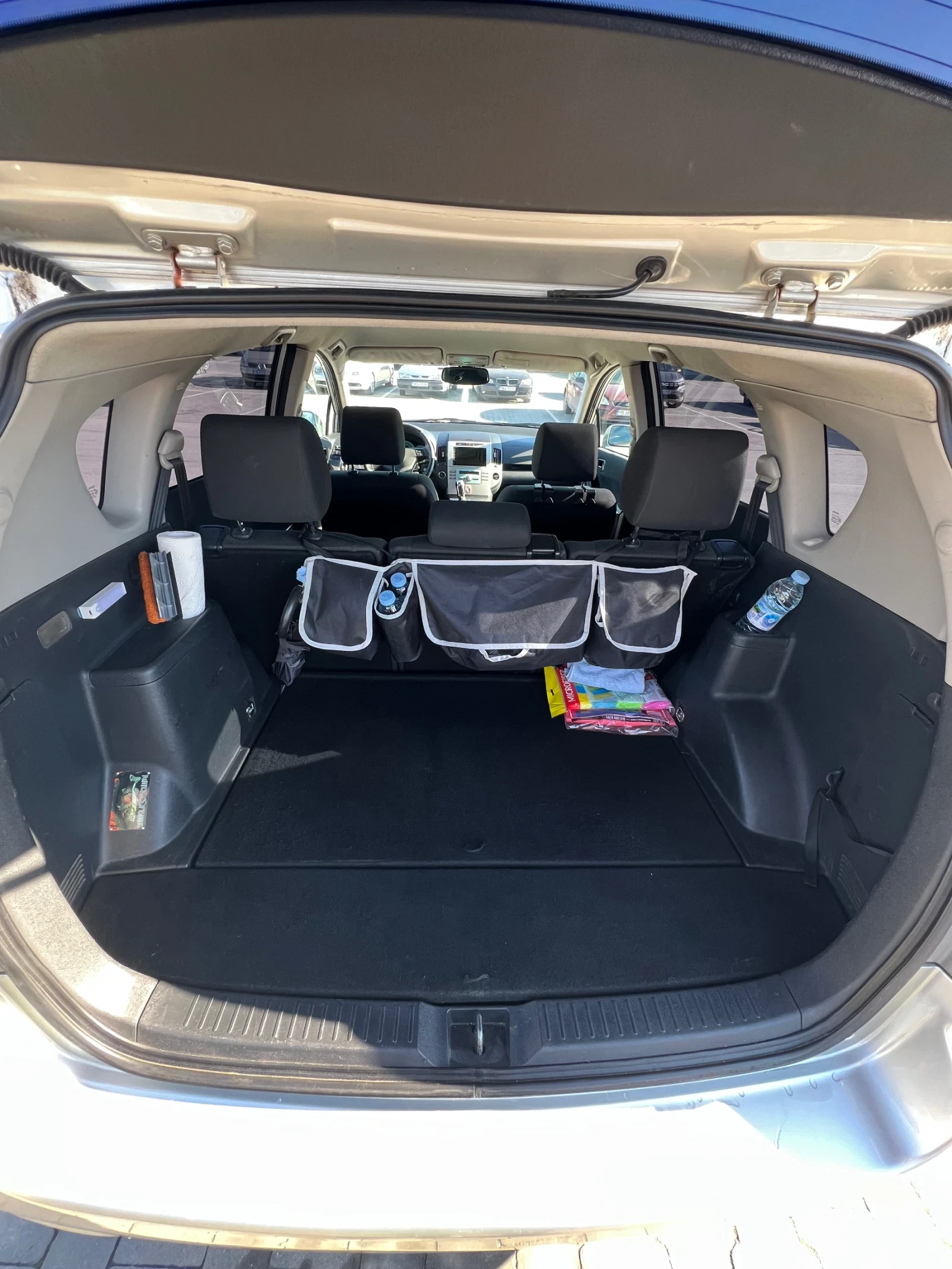 Toyota Corolla verso, снимка 9 - Автомобили и джипове - 53851709