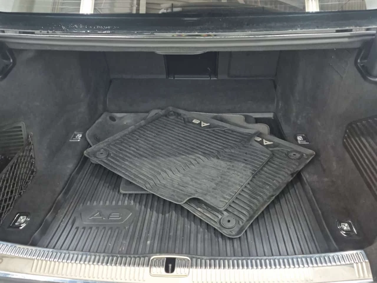 Audi A8 L 55 TFSI /Дистроник/Обдух/Пано/Амбиент/2 ключа, снимка 14 - Автомобили и джипове - 53880265