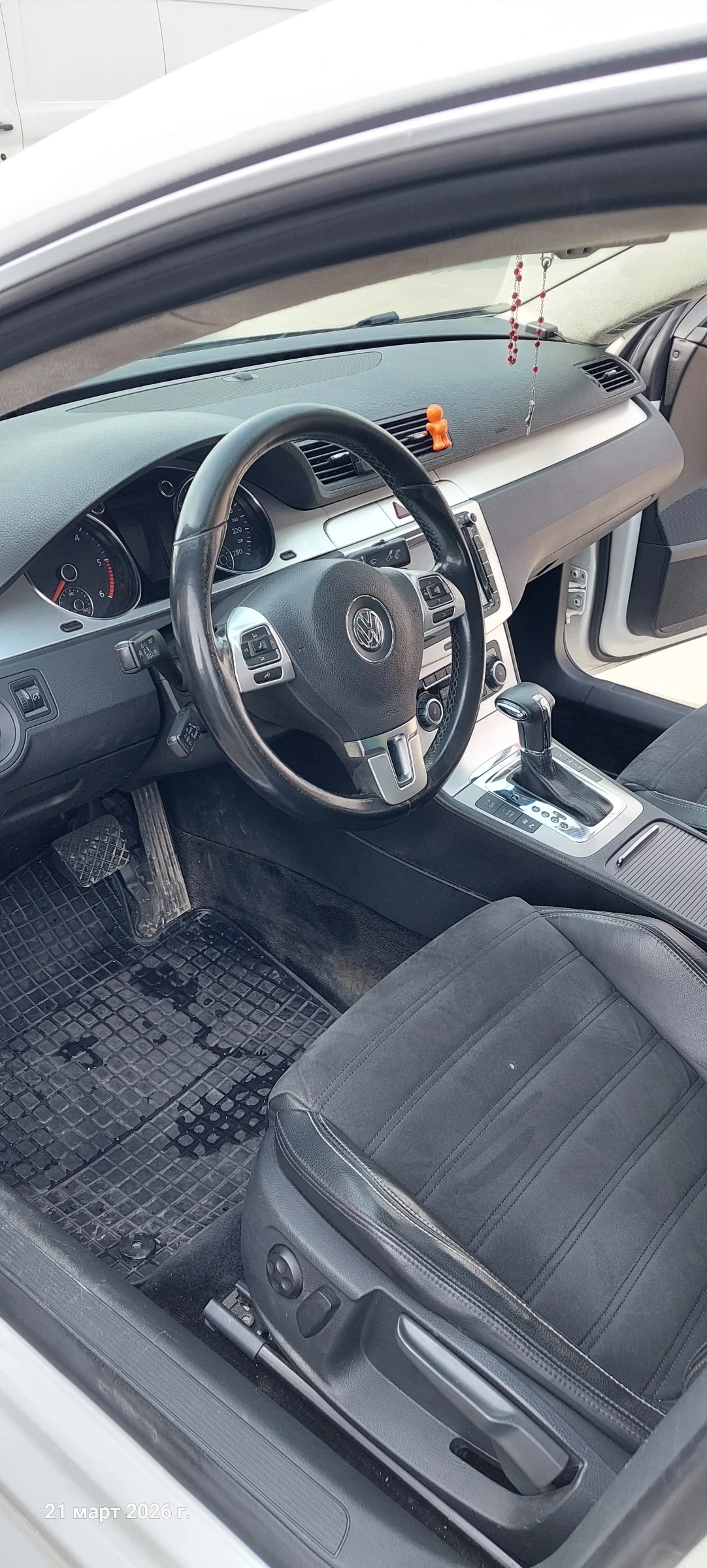 VW CC 2.0 TDI, снимка 8 - Автомобили и джипове - 53952698