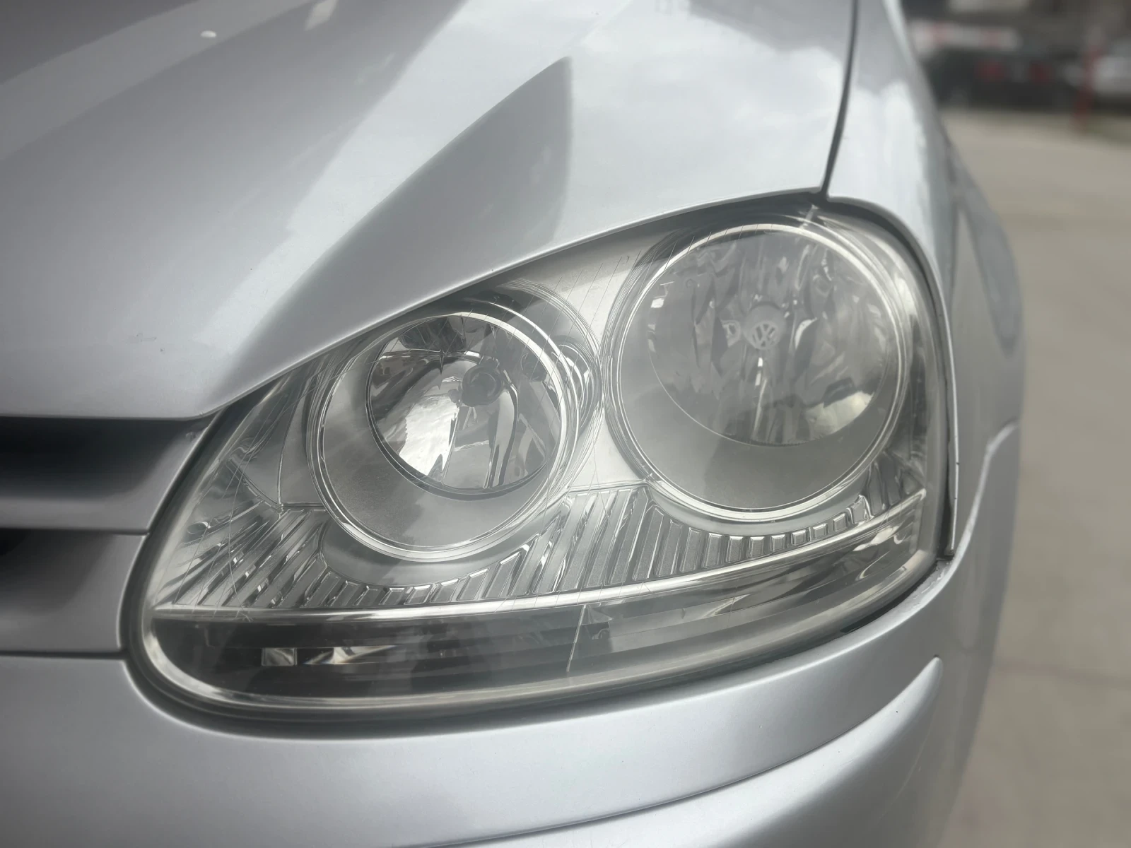 VW Golf 2.0 TDI, снимка 3 - Автомобили и джипове - 54032038