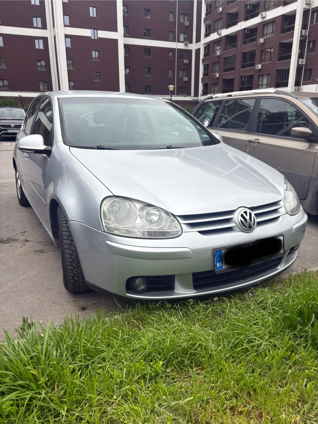 VW Golf 2.0 TDI, снимка 9 - Автомобили и джипове - 54032038