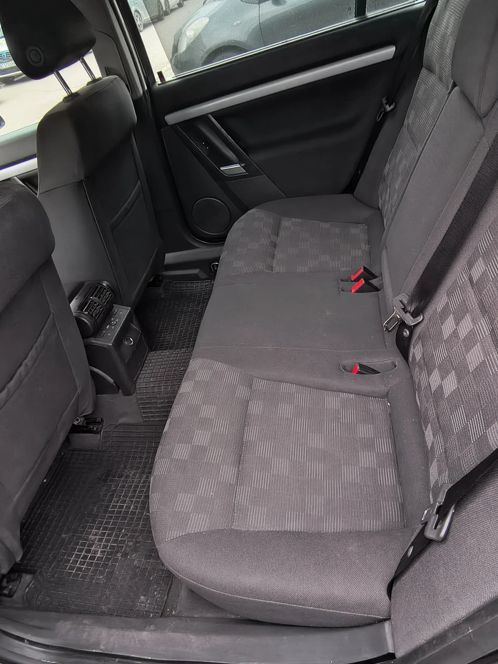 Opel Vectra Ц, снимка 4 - Автомобили и джипове - 54207791