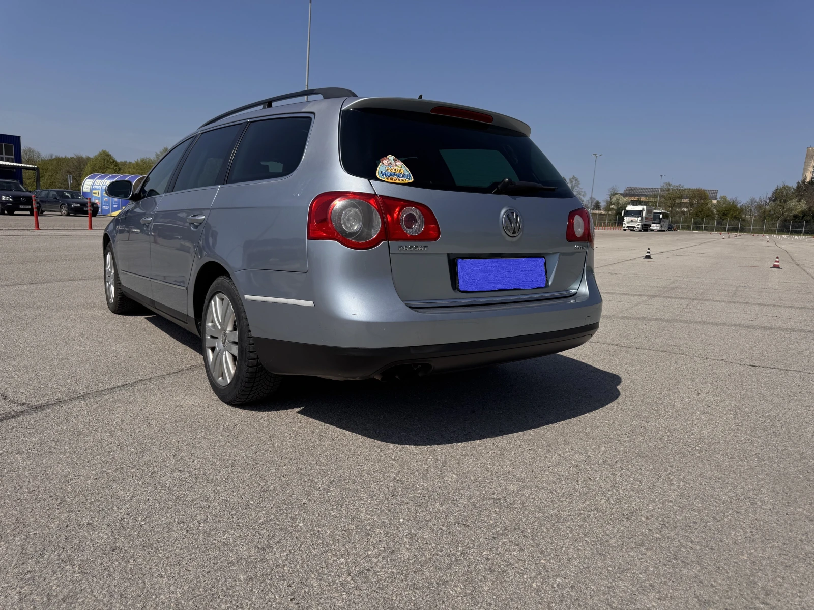 VW Passat, снимка 6 - Автомобили и джипове - 54250631