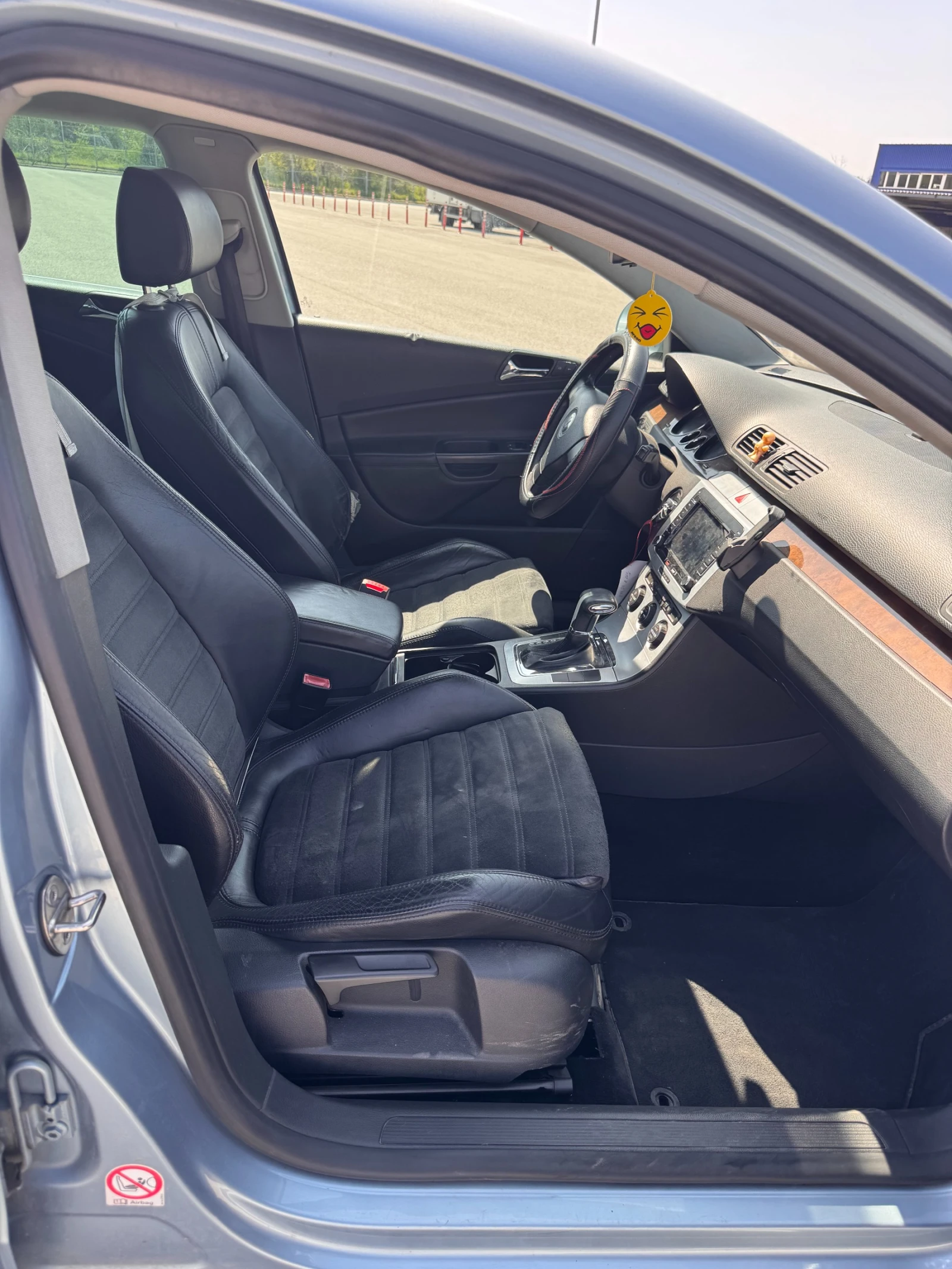 VW Passat, снимка 12 - Автомобили и джипове - 54250631