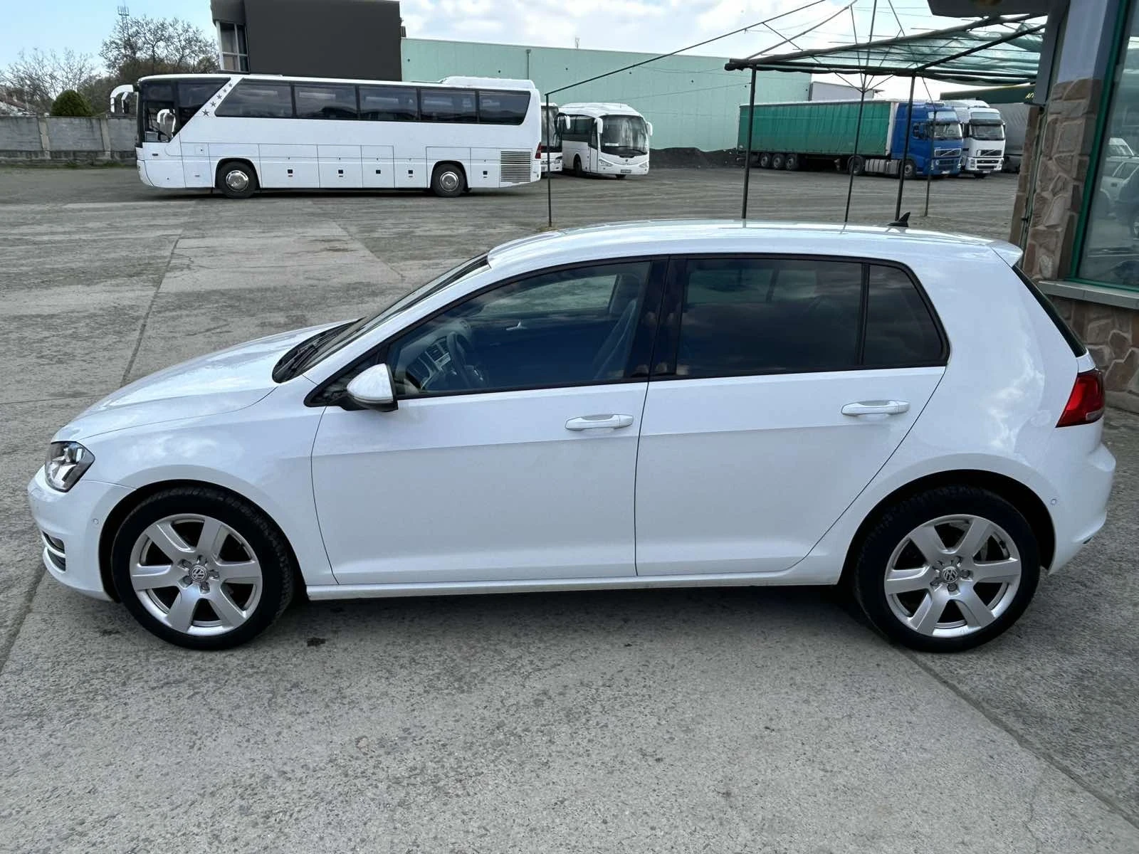 VW Golf, снимка 7 - Автомобили и джипове - 54238858
