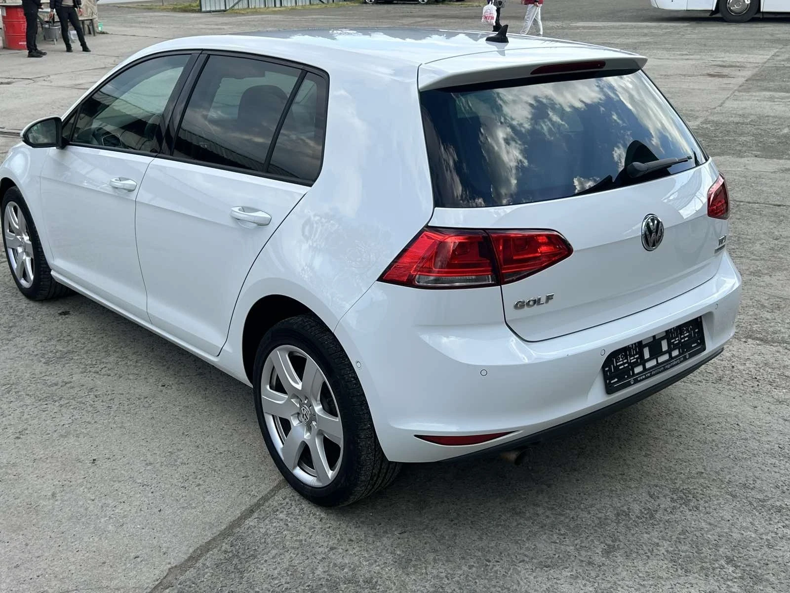VW Golf, снимка 6 - Автомобили и джипове - 54238858