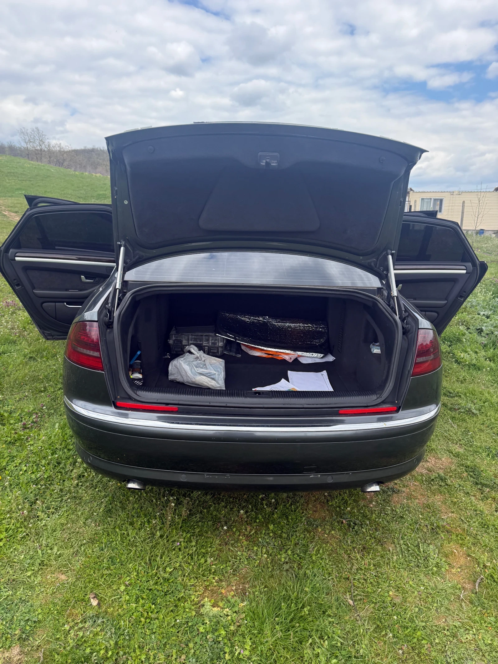 Audi A8, снимка 15 - Автомобили и джипове - 54247173